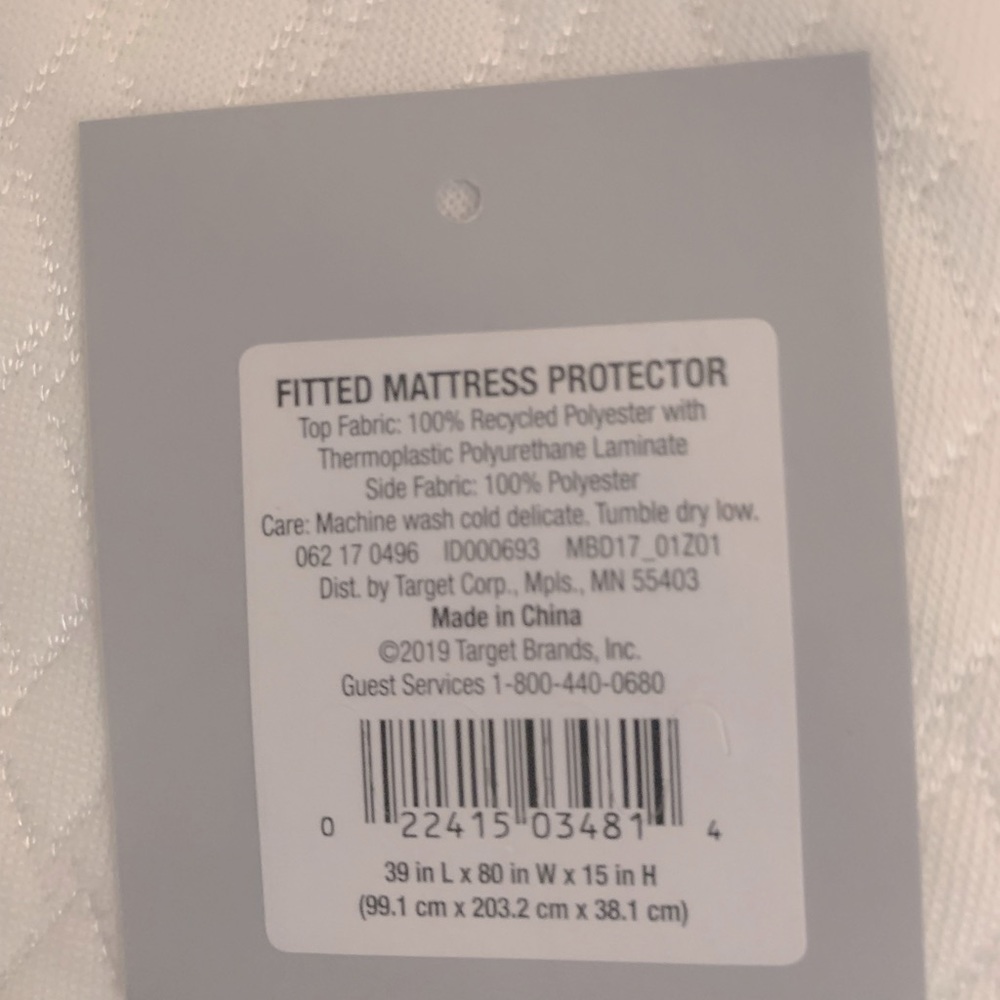 NEW White Fitted Mattress Protector